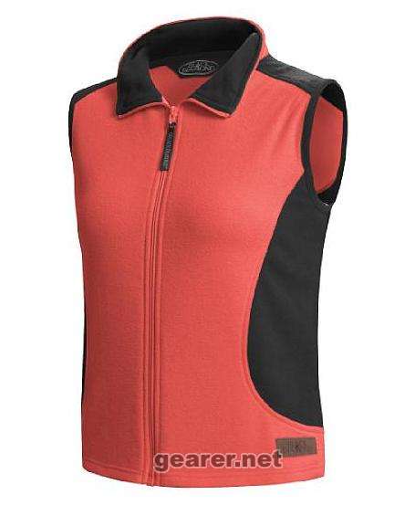 1. BD Sportwear Tera Vest，女款抓绒背心，全新，S码。原价$49，转让价RMB 180。